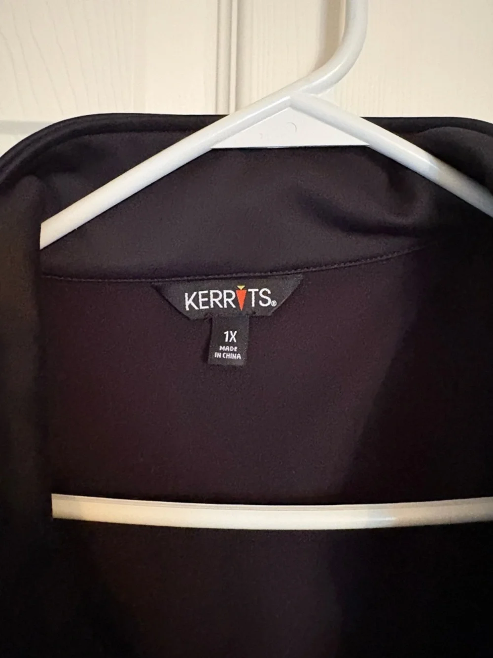 Kerrits Black Softshell Vest with Subtle Logo - Picture 3 of 3